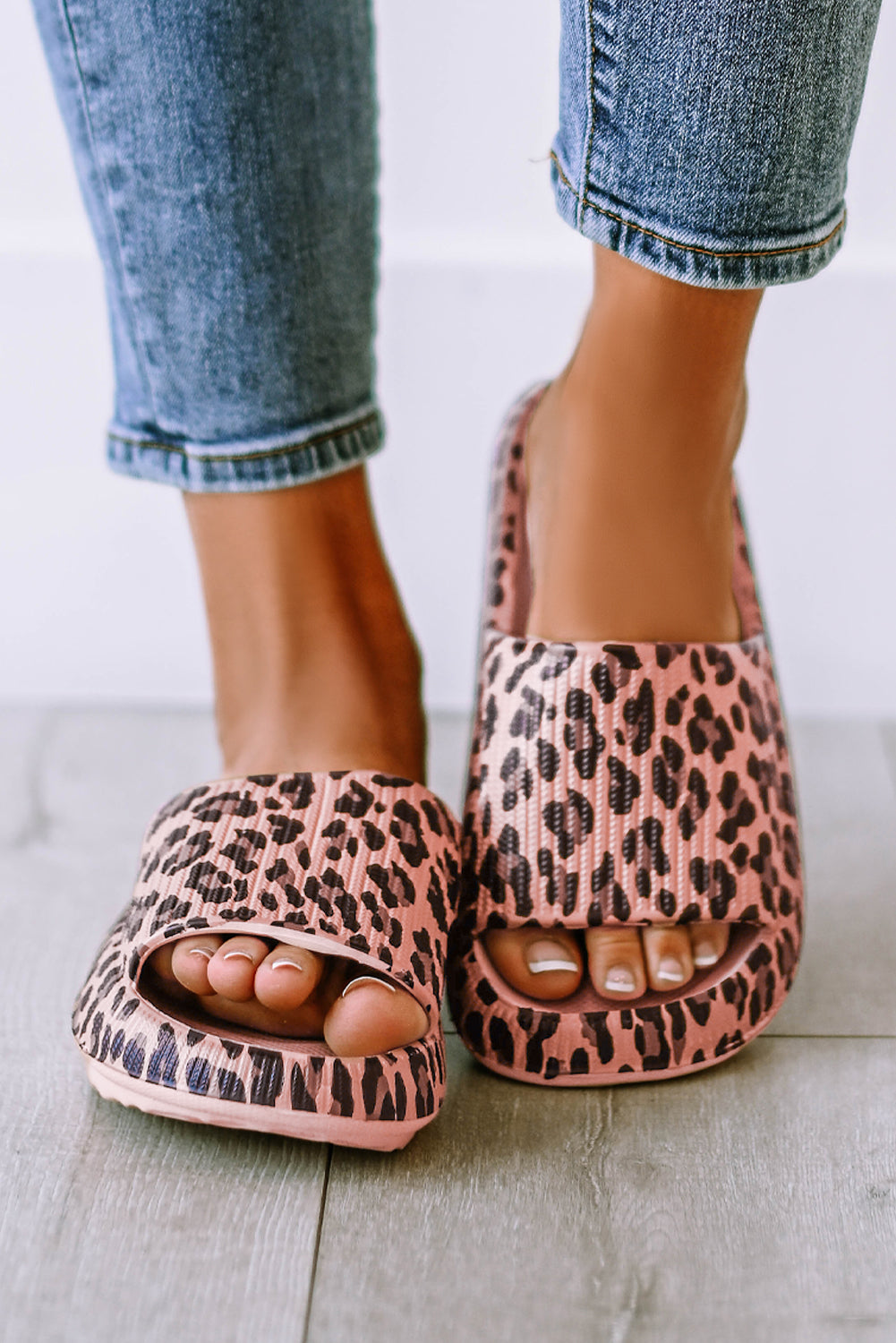 Leopard Cloud Slides Thick Flat Slides Shoes